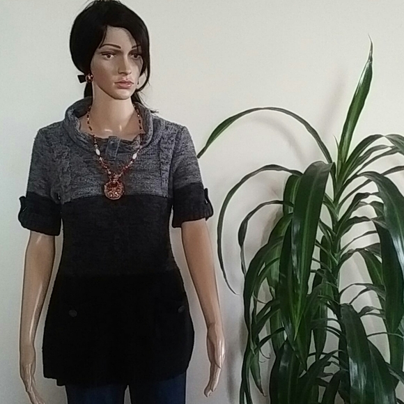 🌼  Dress - Picture 1 of 9